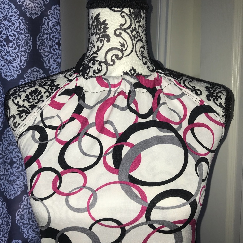 Patterned halter top - Picture 5 of 8